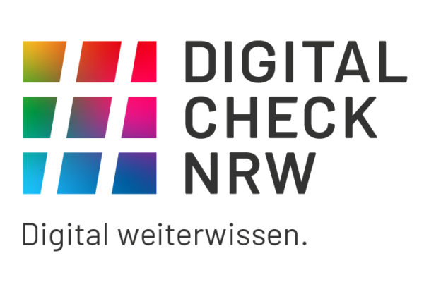 Logo vom #DigitalCheckNRW. Digital weiterwissen.