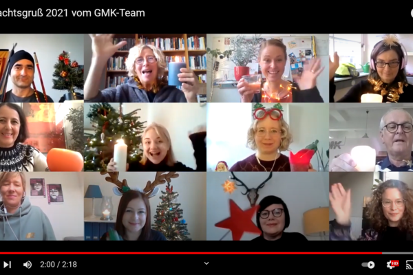 Screenshot aus dem YouTube-Video "Weihnachtsgruß 2021 vom GMK-Team"
