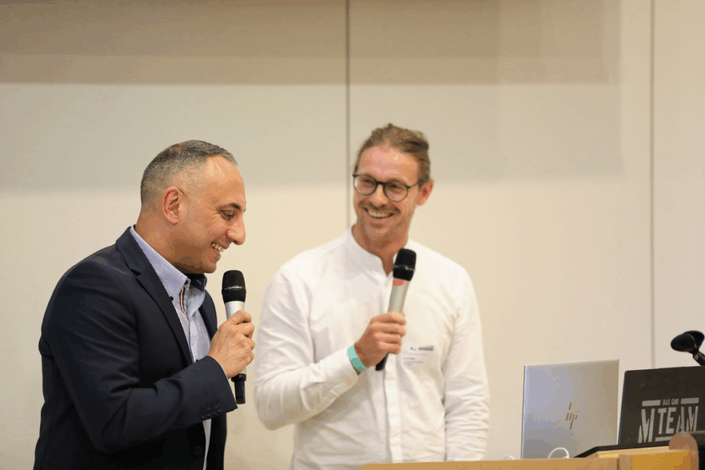 42. Forum Kommunikationskultur 2025 "Don’t Panic! Medienbildung für Mut und Resilienz in einer Welt im Umbruch" vom 14. bis 16. November in Oldenburg