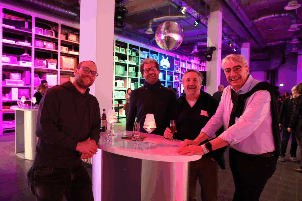 42. Forum Kommunikationskultur 2025 "Don’t Panic! Medienbildung für Mut und Resilienz in einer Welt im Umbruch" vom 14. bis 16. November in Oldenburg