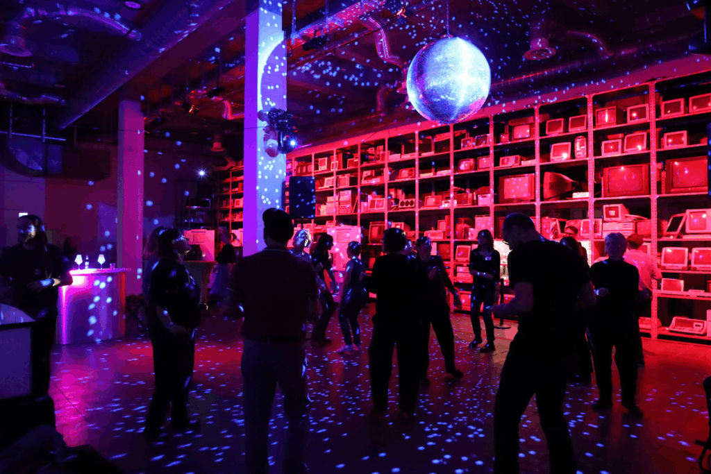 42. Forum Kommunikationskultur 2025 "Don’t Panic! Medienbildung für Mut und Resilienz in einer Welt im Umbruch" vom 14. bis 16. November in Oldenburg