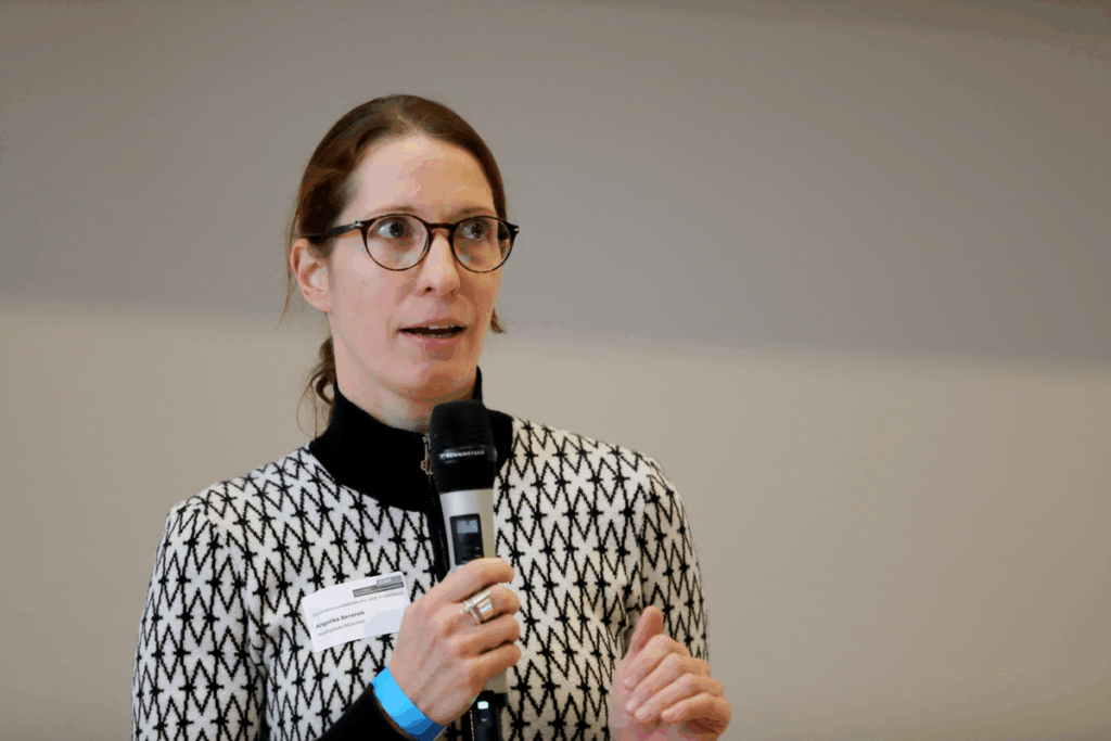 42. Forum Kommunikationskultur 2025 "Don’t Panic! Medienbildung für Mut und Resilienz in einer Welt im Umbruch" vom 14. bis 16. November in Oldenburg