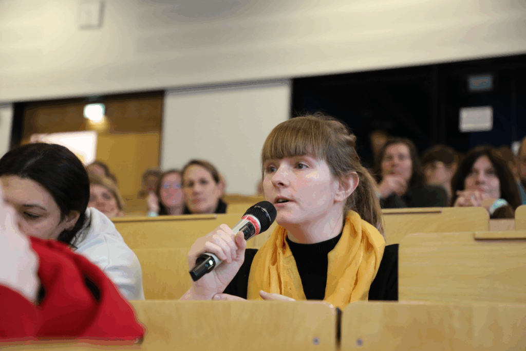 42. Forum Kommunikationskultur 2025 "Don’t Panic! Medienbildung für Mut und Resilienz in einer Welt im Umbruch" vom 14. bis 16. November in Oldenburg