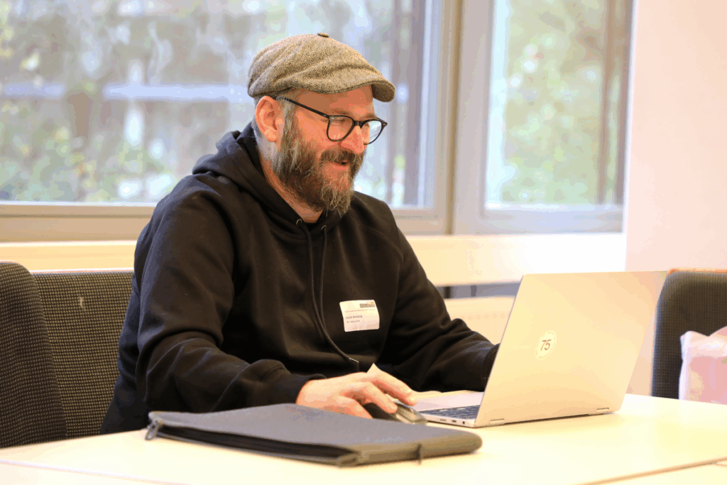 42. Forum Kommunikationskultur 2025 "Don’t Panic! Medienbildung für Mut und Resilienz in einer Welt im Umbruch" vom 14. bis 16. November in Oldenburg