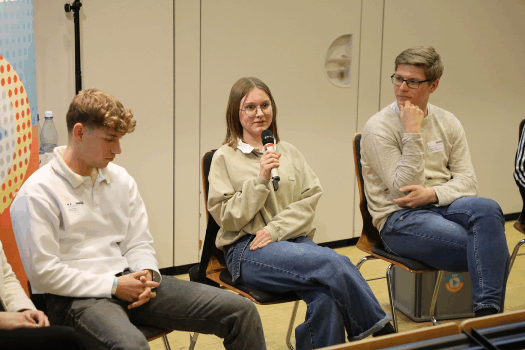 42. Forum Kommunikationskultur 2025 "Don’t Panic! Medienbildung für Mut und Resilienz in einer Welt im Umbruch" vom 14. bis 16. November in Oldenburg