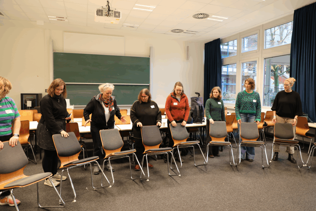 42. Forum Kommunikationskultur 2025 "Don’t Panic! Medienbildung für Mut und Resilienz in einer Welt im Umbruch" vom 14. bis 16. November in Oldenburg