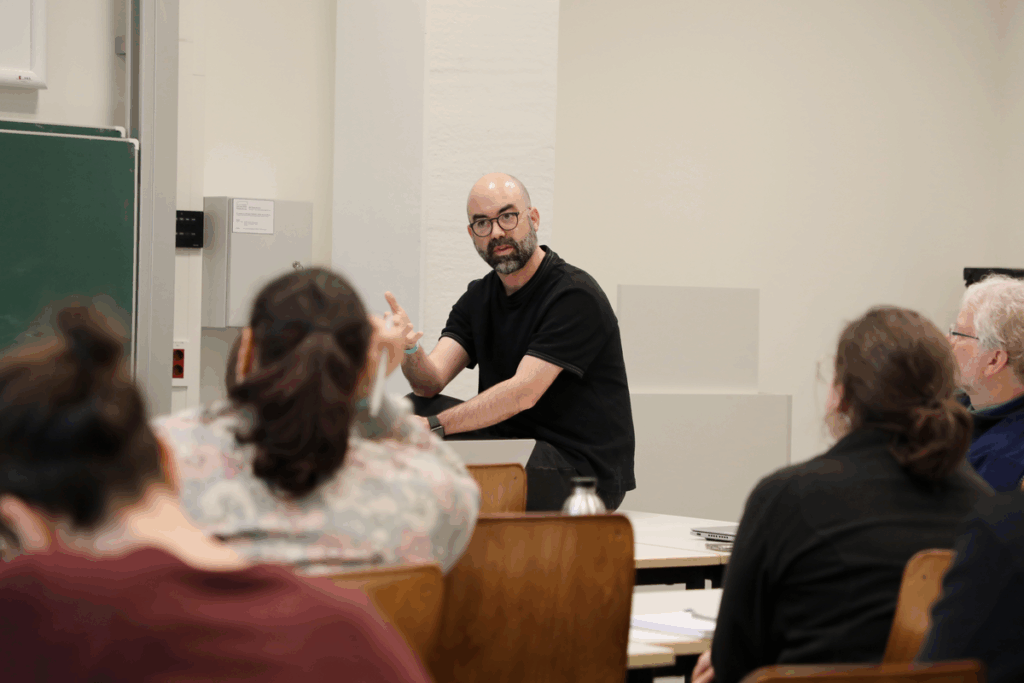 42. Forum Kommunikationskultur 2025 "Don’t Panic! Medienbildung für Mut und Resilienz in einer Welt im Umbruch" vom 14. bis 16. November in Oldenburg